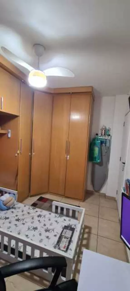 Apartamento à venda com 2 quartos, 62m² - Foto 3