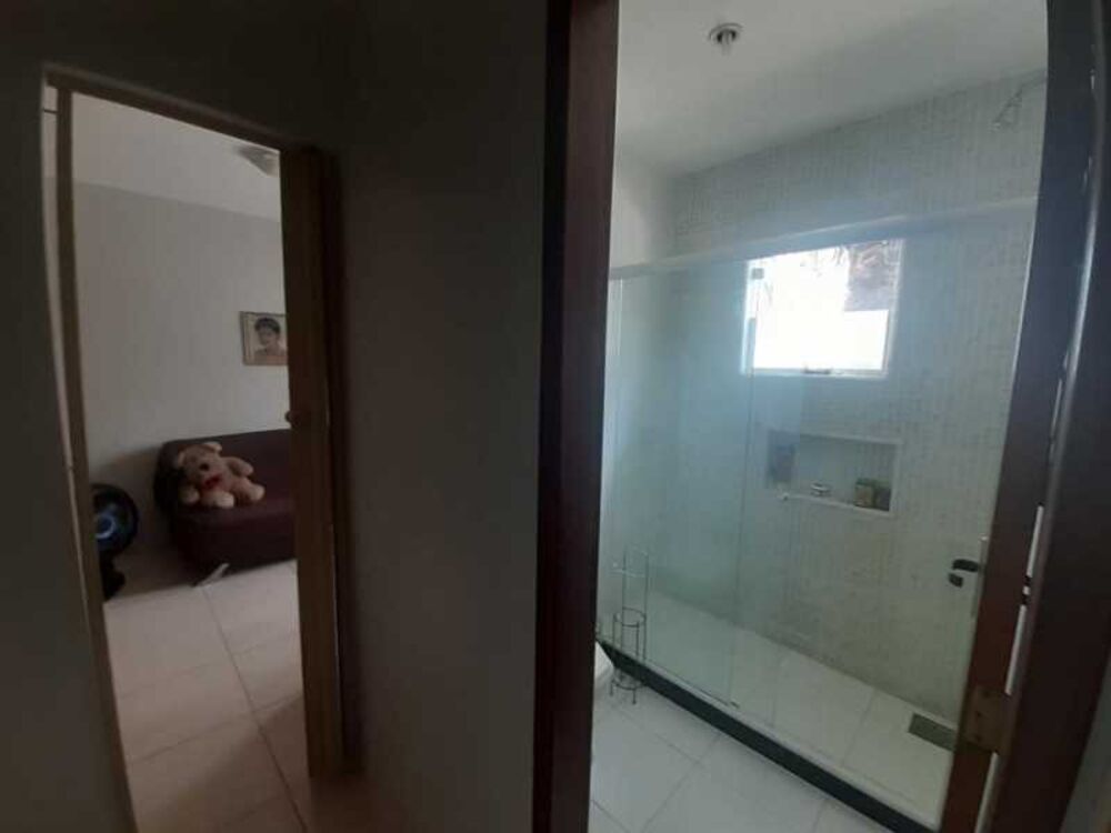 Casa de Condomínio à venda com 5 quartos, 800m² - Foto 4