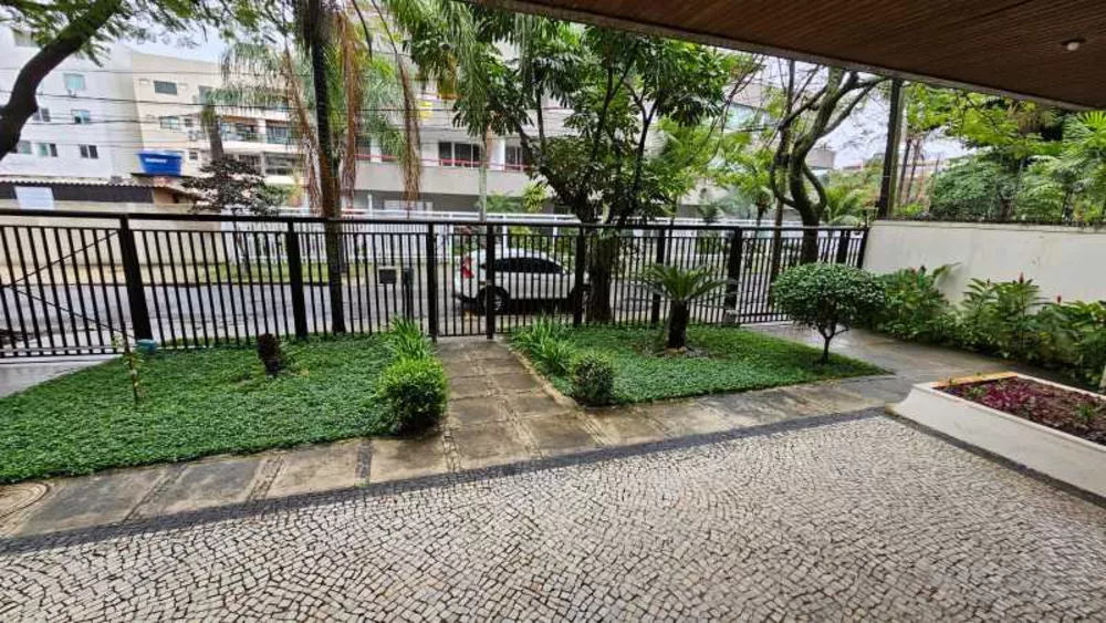 Cobertura, 3 quartos, 230 m² - Foto 2