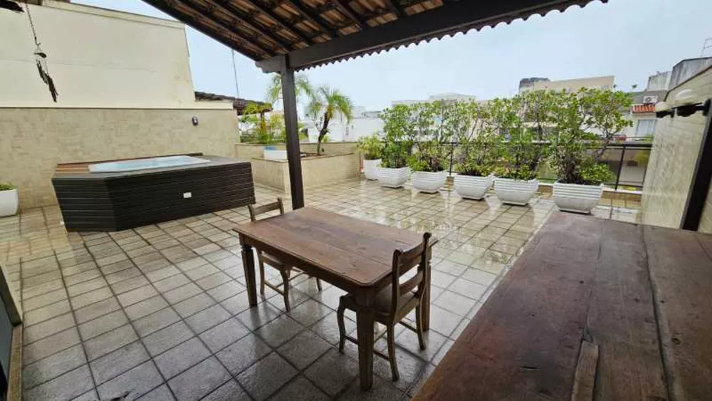 Cobertura, 3 quartos, 230 m² - Foto 4