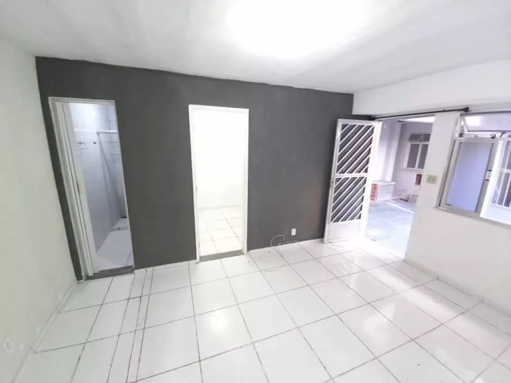 Apartamento, 1 quarto, 28 m² - Foto 2