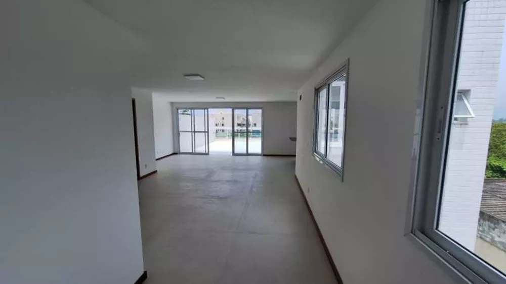 Cobertura, 3 quartos, 200 m² - Foto 1