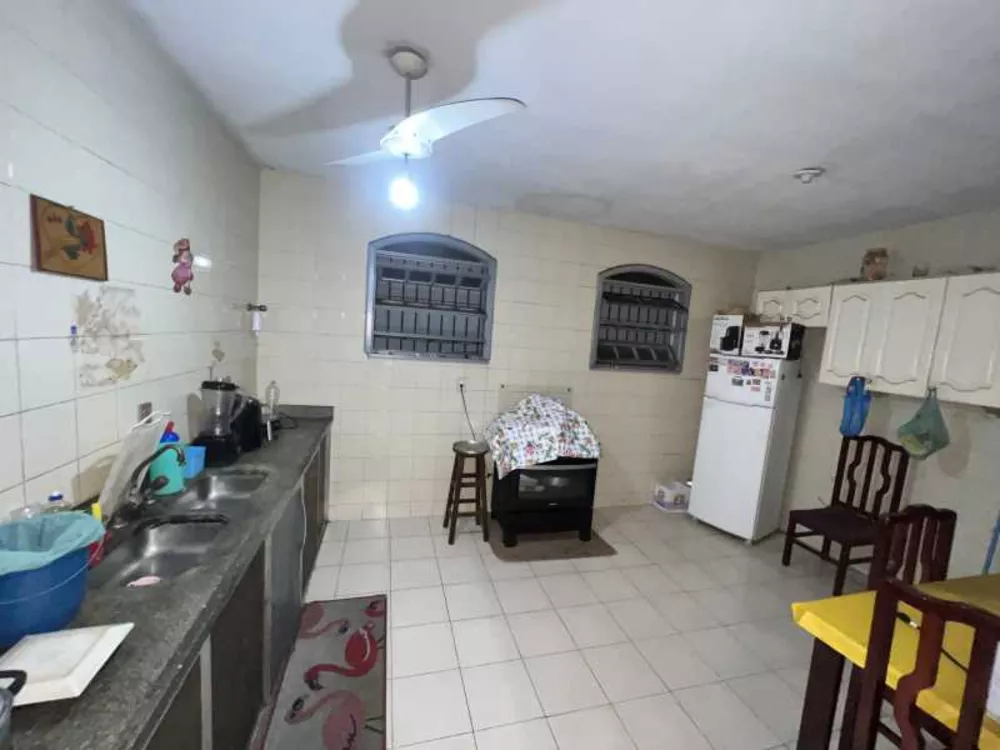 Casa, 3 quartos, 200 m² - Foto 1