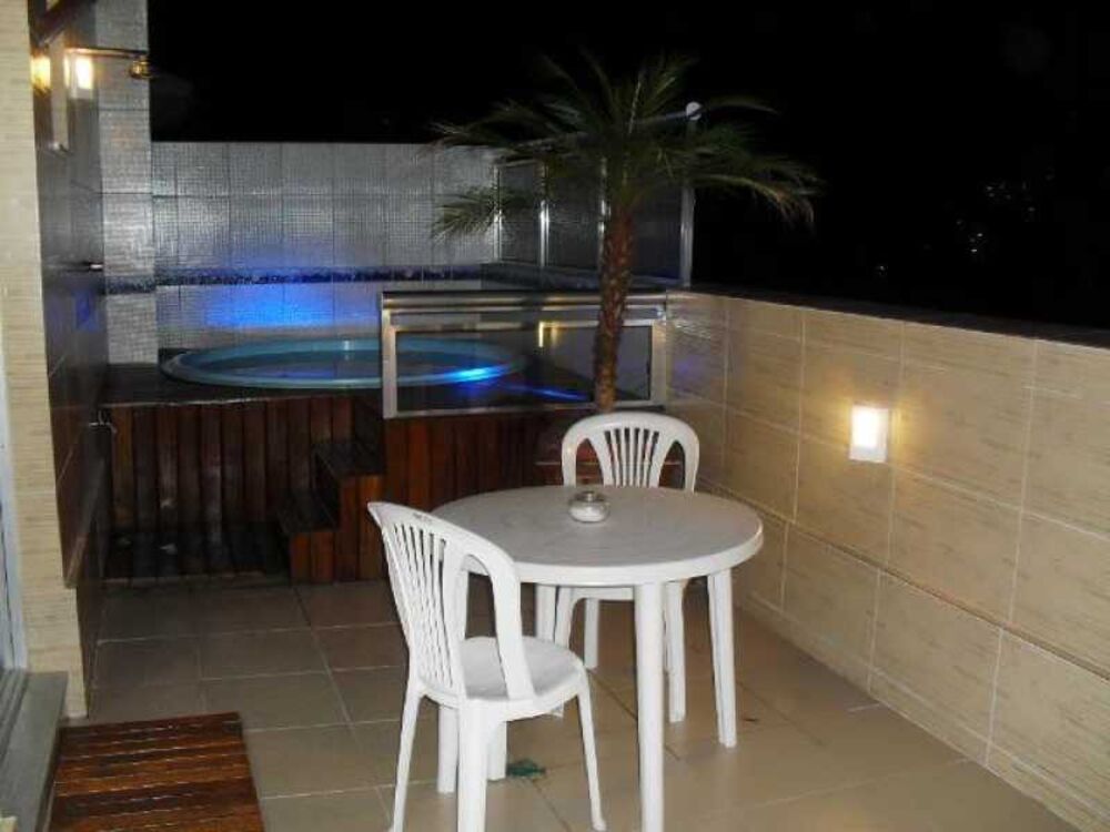 Cobertura à venda com 2 quartos, 110m² - Foto 3