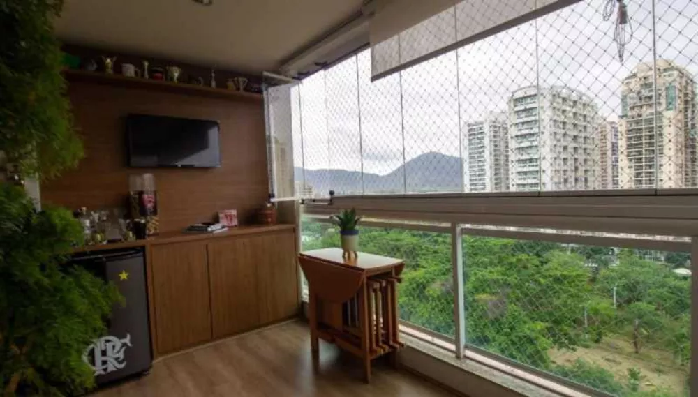 Apartamento, 3 quartos, 100 m² - Foto 2