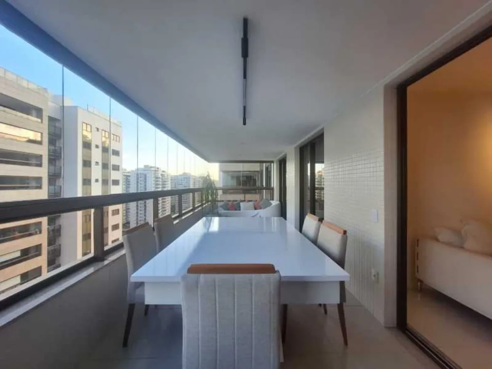 Apartamento, 3 quartos, 131 m² - Foto 2