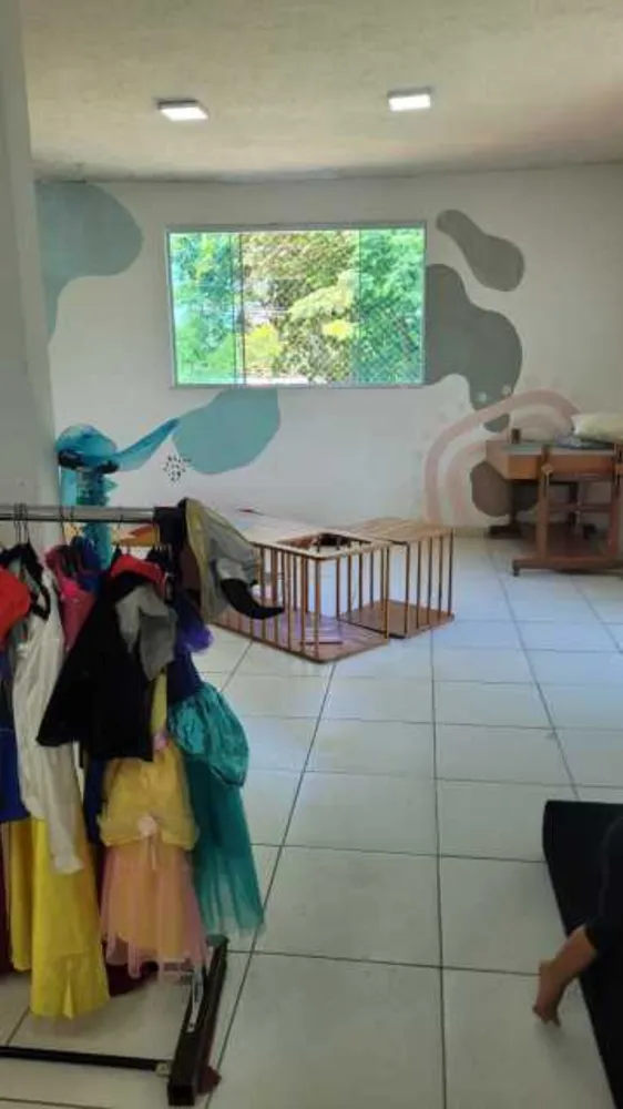 Casa, 7 quartos, 240 m² - Foto 17