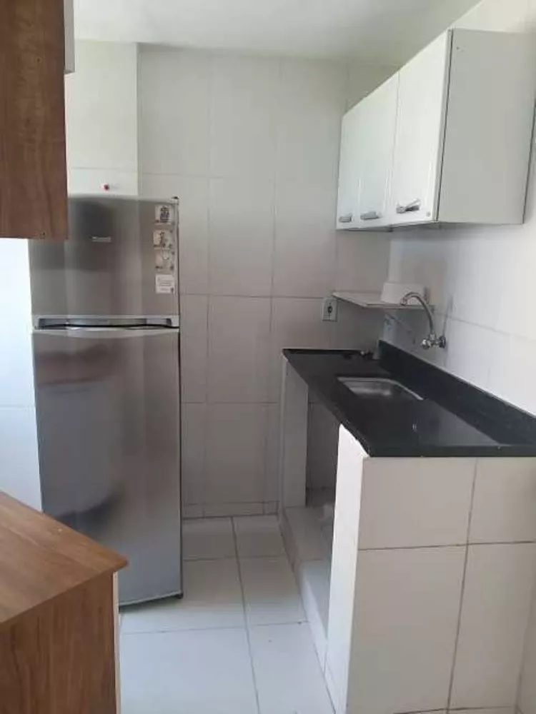 Apartamento à venda com 2 quartos, 48m² - Foto 2