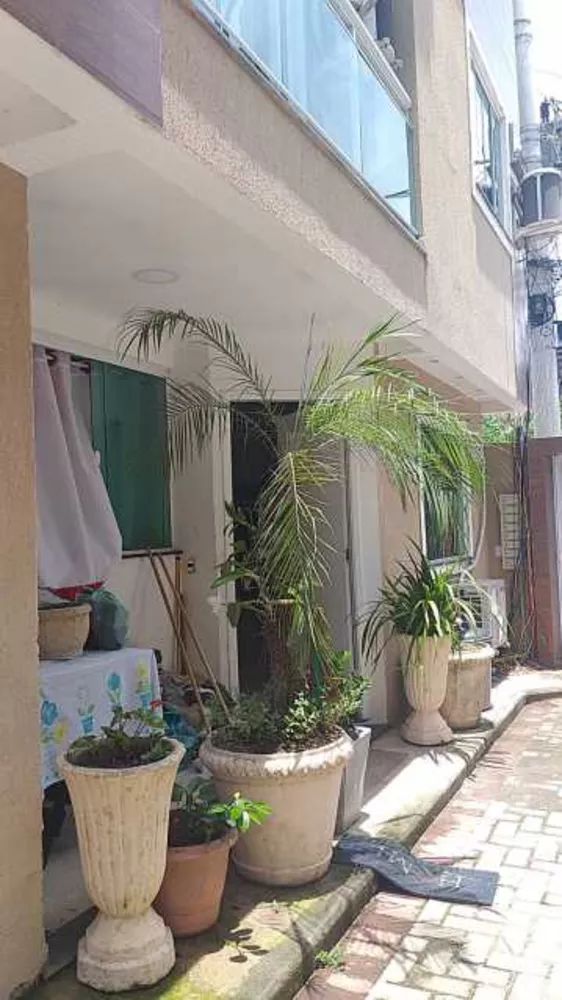 Casa de Condomínio à venda com 2 quartos, 100m² - Foto 3