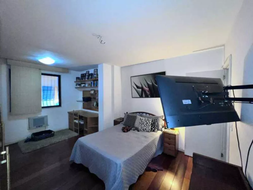 Apartamento, 3 quartos, 188 m² - Foto 2
