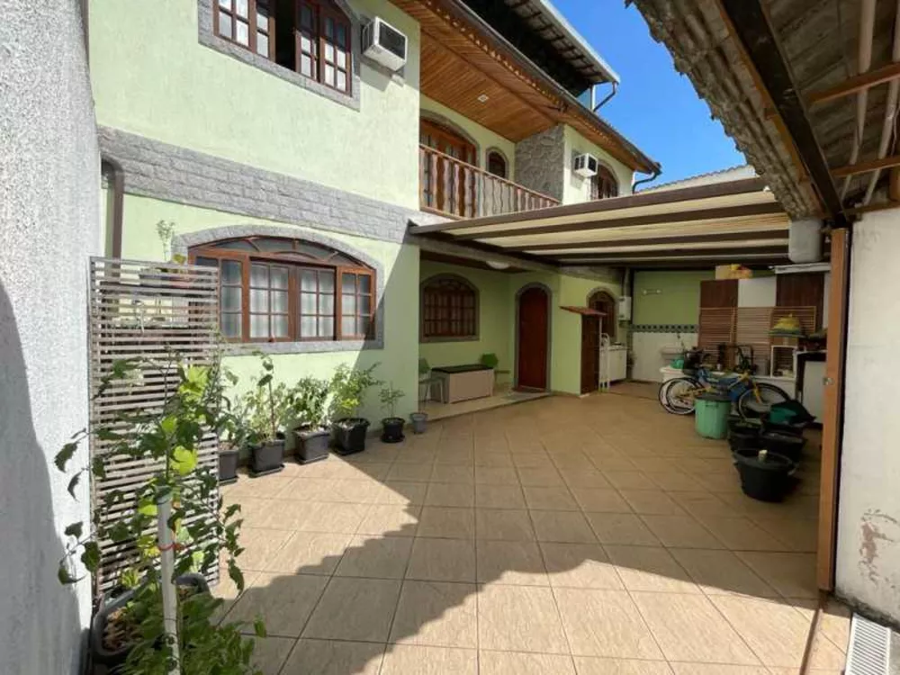 Casa, 3 quartos, 188 m² - Foto 1