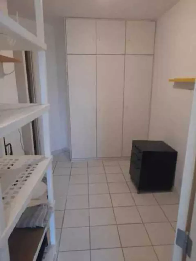 Apartamento à venda com 2 quartos, 107m² - Foto 3