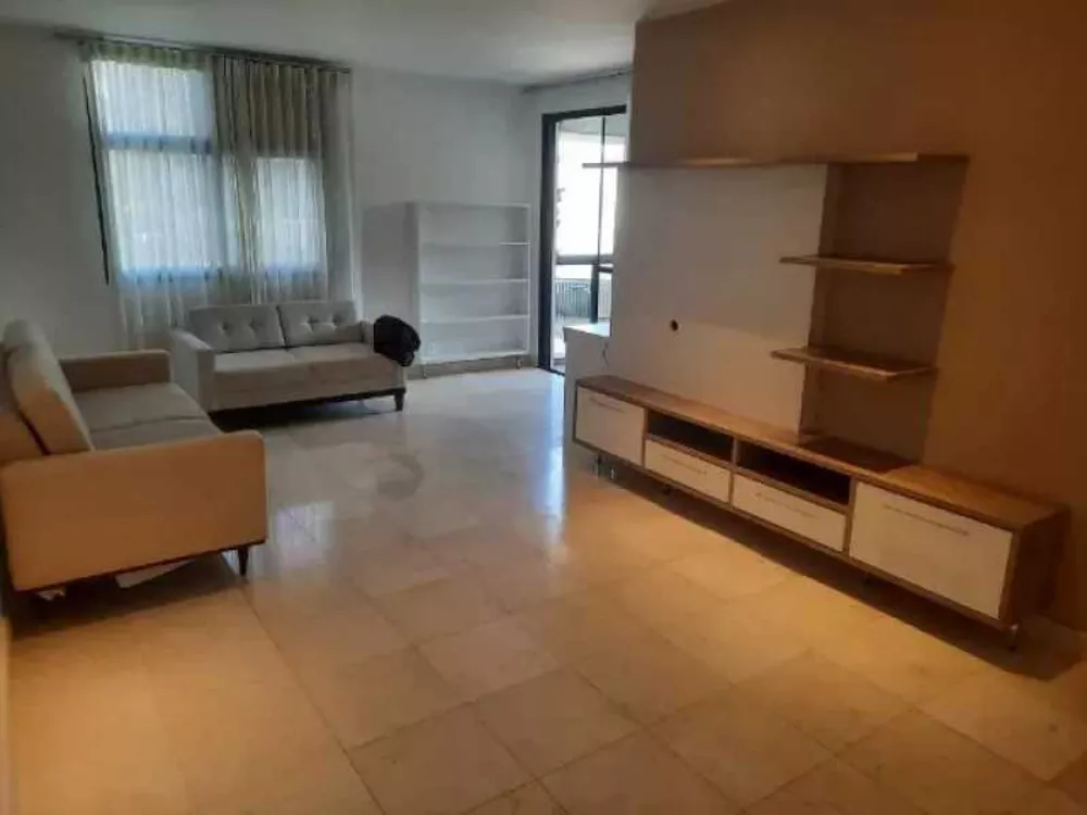 Apartamento à venda com 2 quartos, 107m² - Foto 1