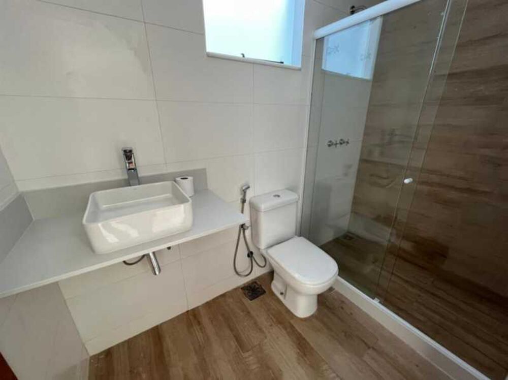 Casa de Condomínio à venda com 4 quartos, 350m² - Foto 4