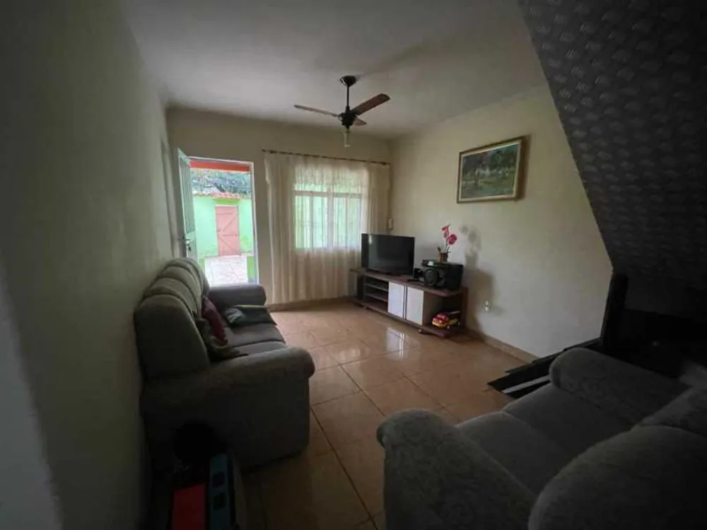 Casa, 2 quartos, 70 m² - Foto 1