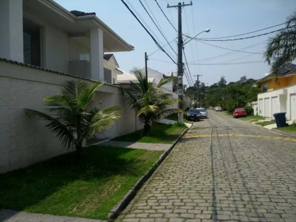 Casa de Condomínio à venda com 5 quartos, 400 - Foto 4