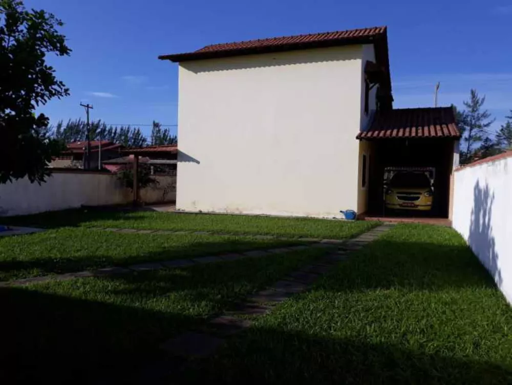 Casa à venda com 4 quartos, 90m² - Foto 4