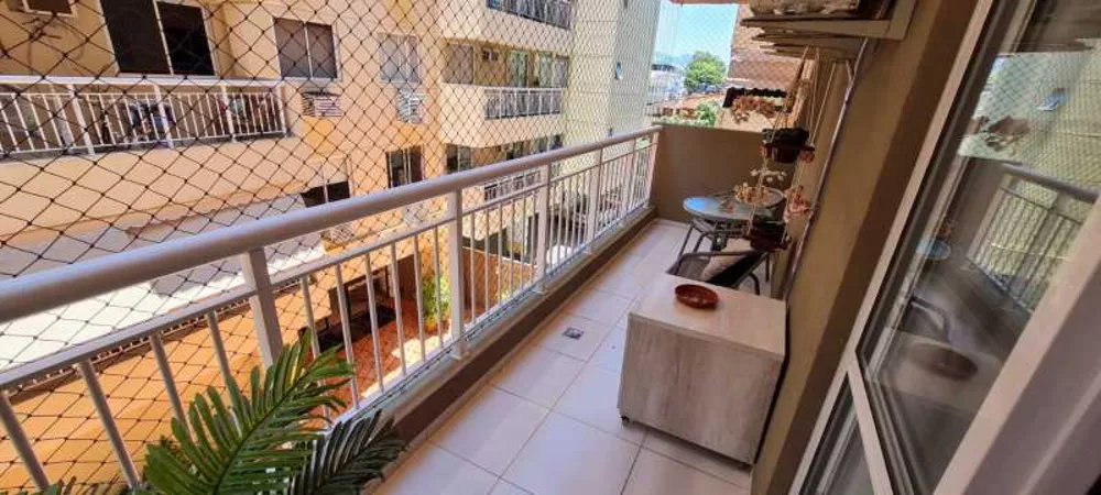 Apartamento à venda com 2 quartos, 67m² - Foto 4