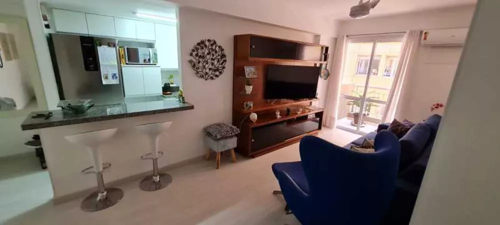 Apartamento à venda com 2 quartos, 67m² - Foto 1