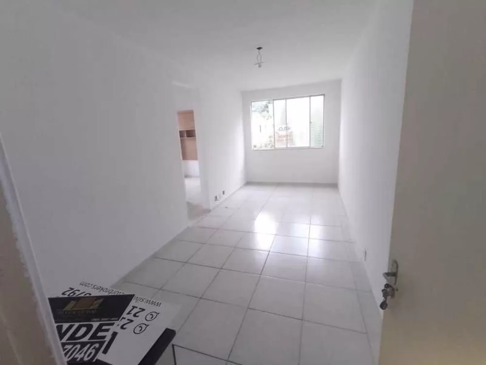 Apartamento à venda com 2 quartos, 60m² - Foto 1