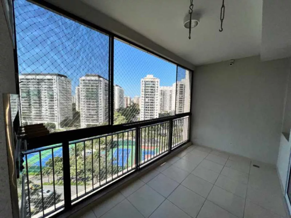 Apartamento à venda com 3 quartos, 143m² - Foto 3