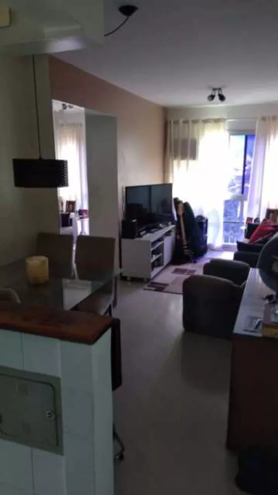 Apartamento à venda com 2 quartos, 51m² - Foto 2