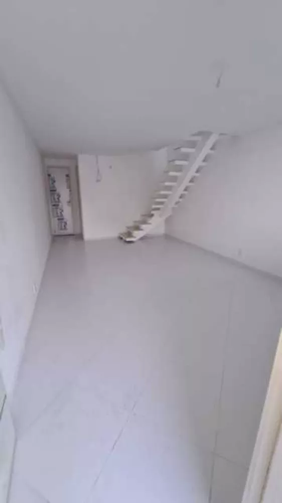 Casa, 2 quartos, 75 m² - Foto 1