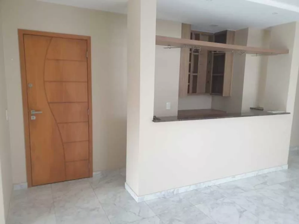 Cobertura, 3 quartos, 185 m² - Foto 2