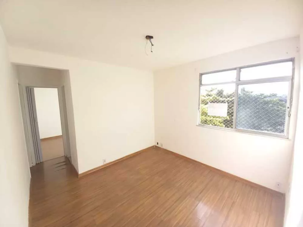 Apartamento à venda com 2 quartos, 48m² - Foto 4