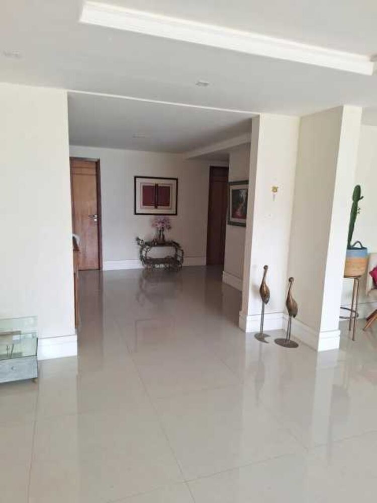 Casa de Condomínio à venda com 5 quartos, 620m² - Foto 1
