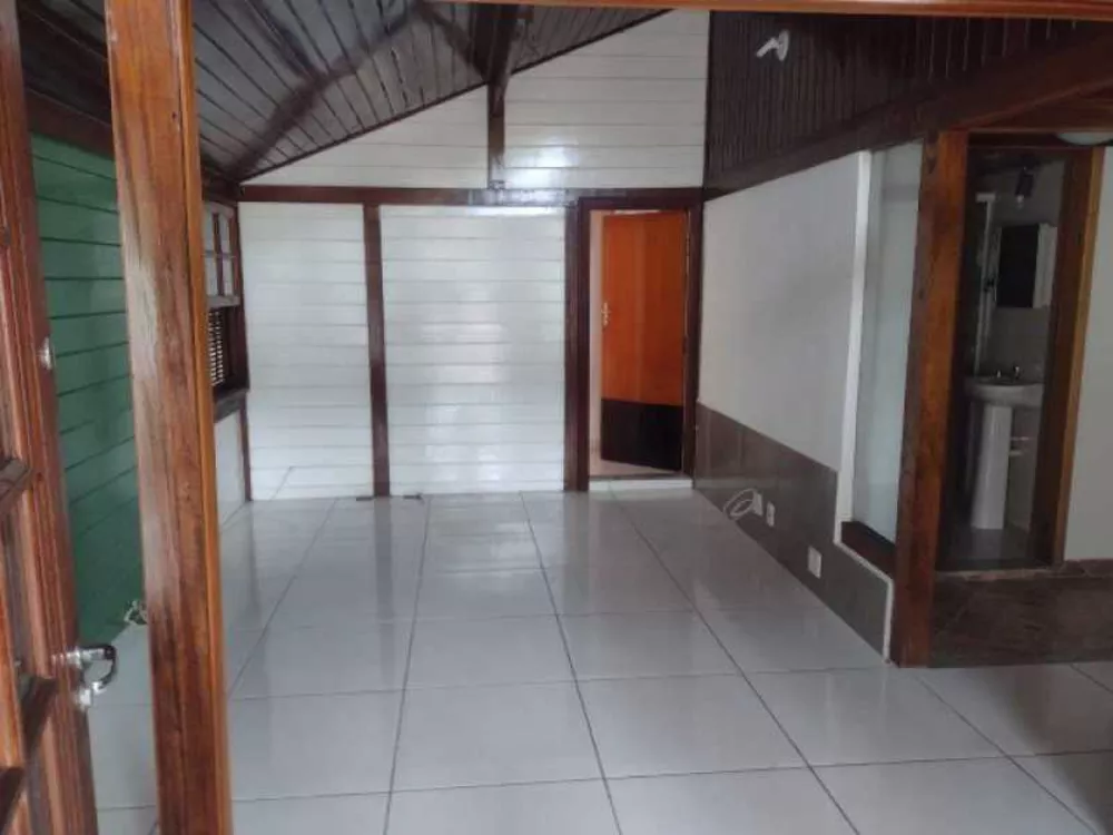 Casa, 4 quartos, 300 m² - Foto 9