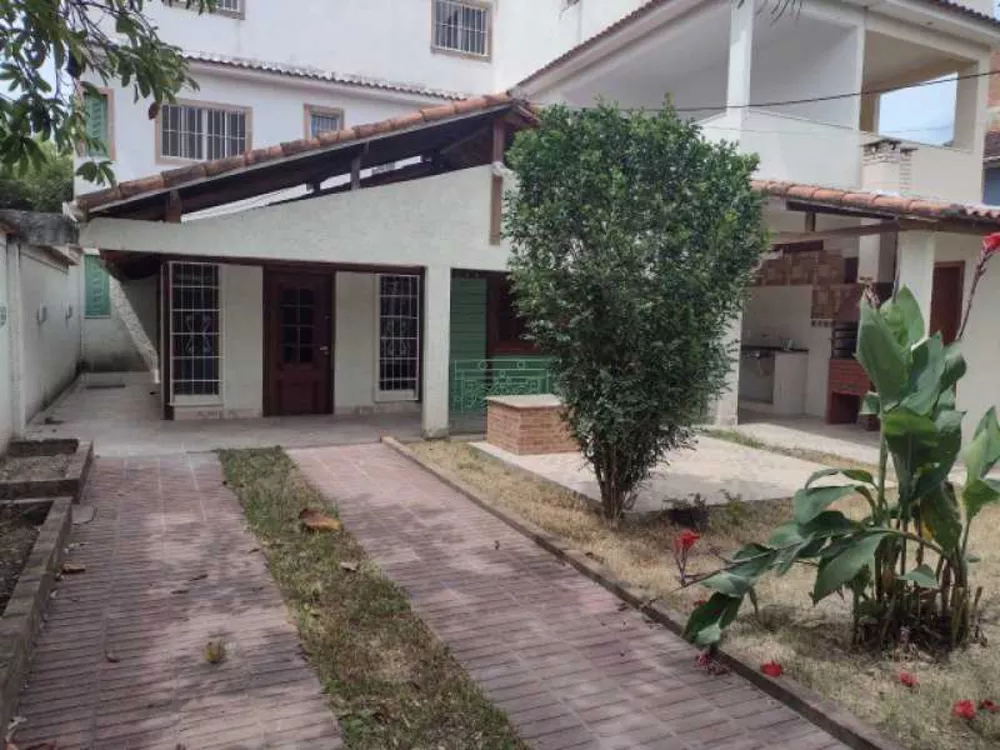 Casa, 4 quartos, 300 m² - Foto 4