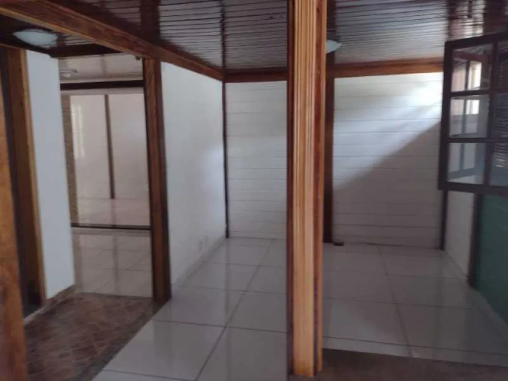 Casa, 4 quartos, 300 m² - Foto 8