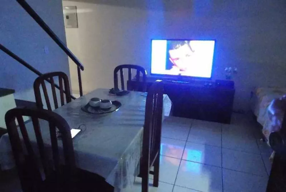 Casa, 2 quartos, 70 m² - Foto 2