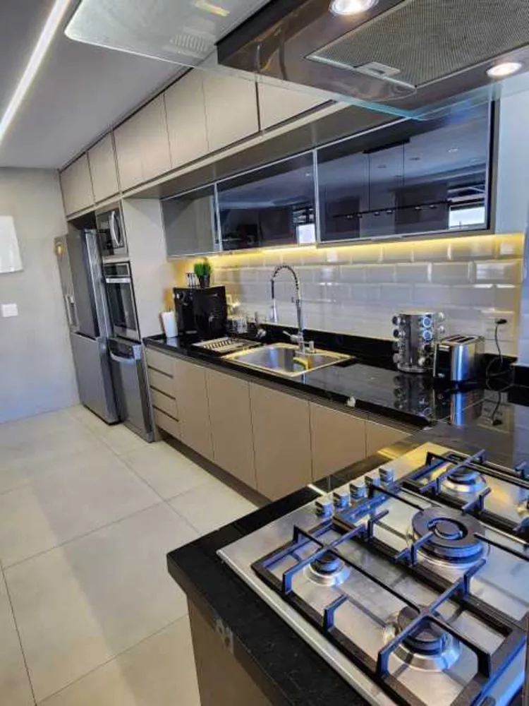 Cobertura, 5 quartos, 306 m² - Foto 9