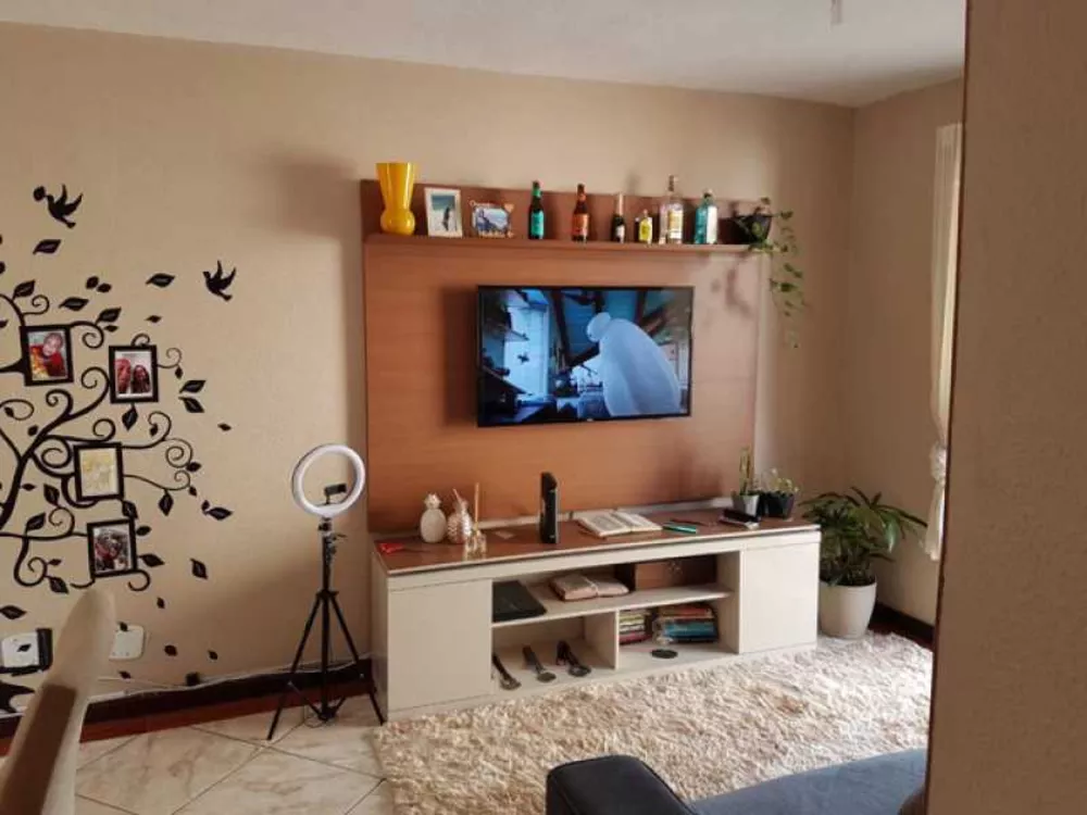 Apartamento à venda com 2 quartos, 50m² - Foto 2