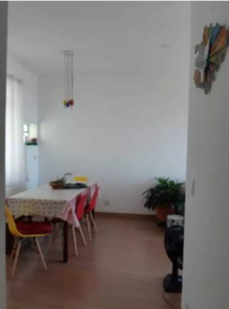 Apartamento à venda com 3 quartos, 97m² - Foto 2