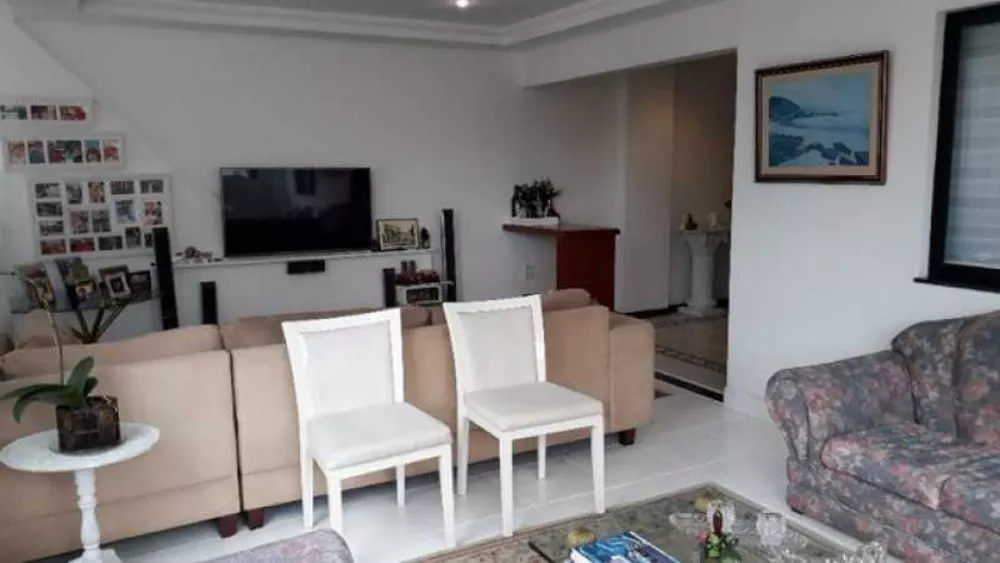 Apartamento à venda com 3 quartos, 115m² - Foto 3