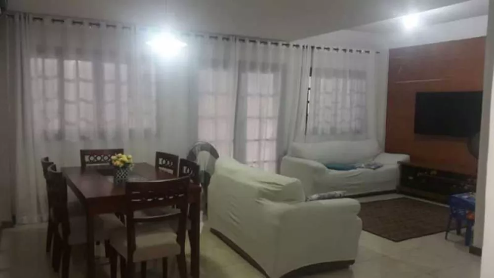 Casa, 4 quartos, 200 m² - Foto 12