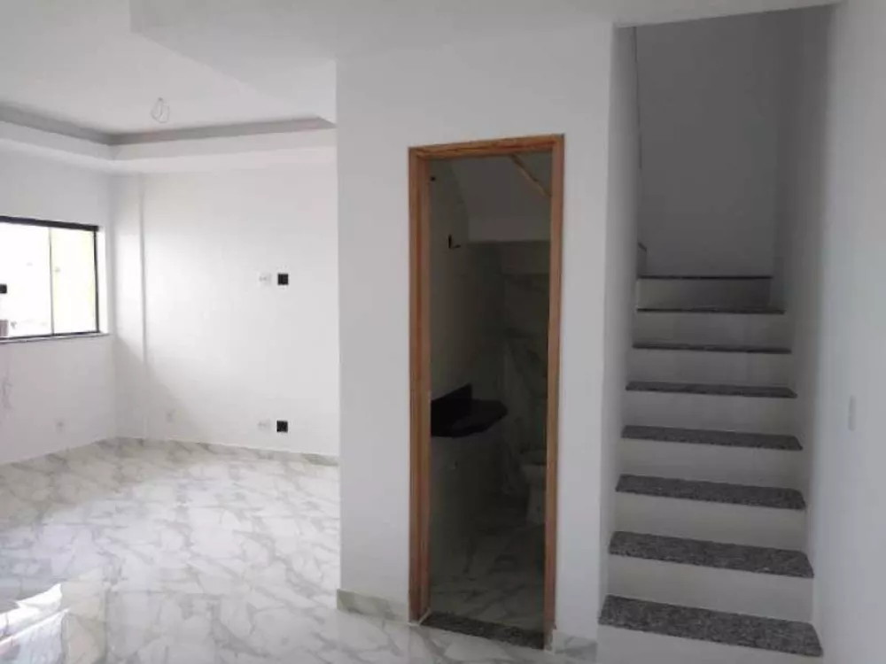 Casa à venda com 3 quartos, 112m² - Foto 4