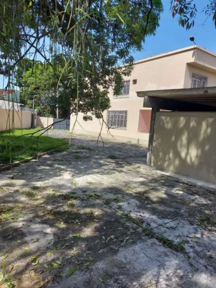 Casa, 5 quartos, 1000 m² - Foto 1