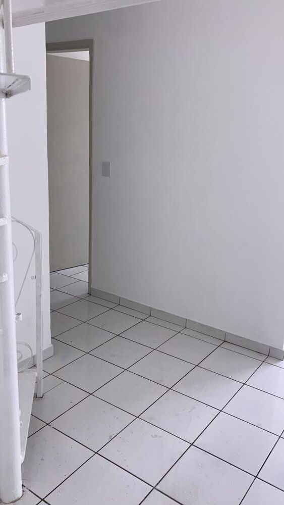 Apartamento à venda com 3 quartos, 220m² - Foto 4