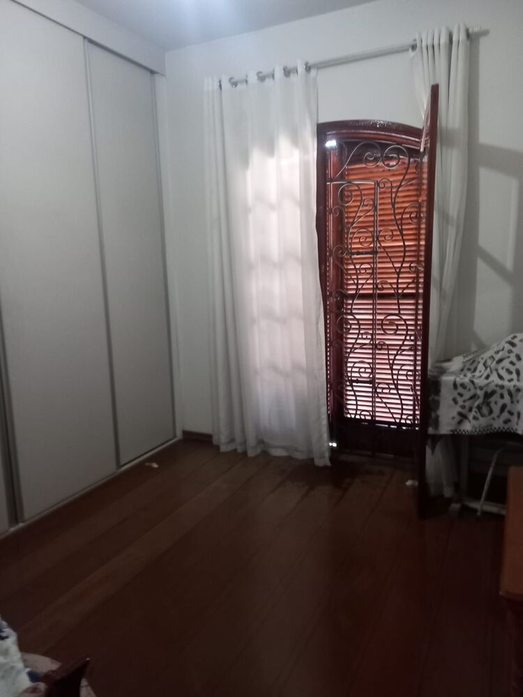 Sobrado à venda com 3 quartos, 240m² - Foto 19