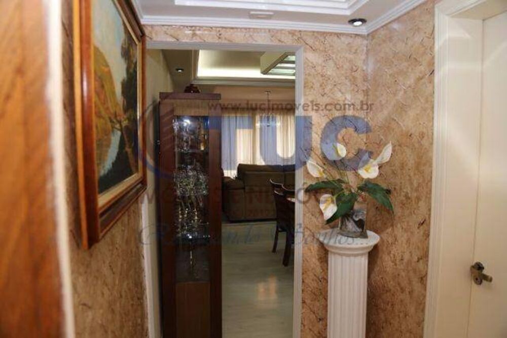 Apartamento à venda com 4 quartos, 140m² - Foto 1