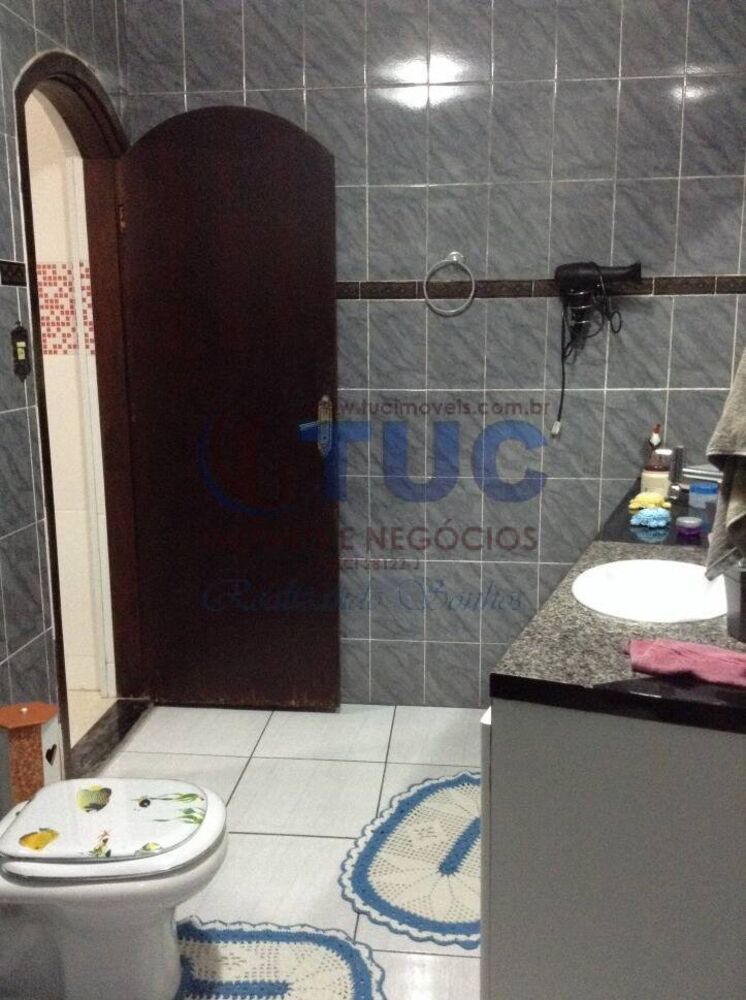 Sobrado à venda com 5 quartos, 220m² - Foto 4