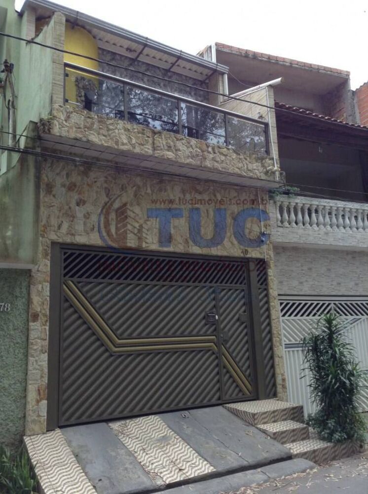 Sobrado à venda com 5 quartos, 220m² - Foto 1