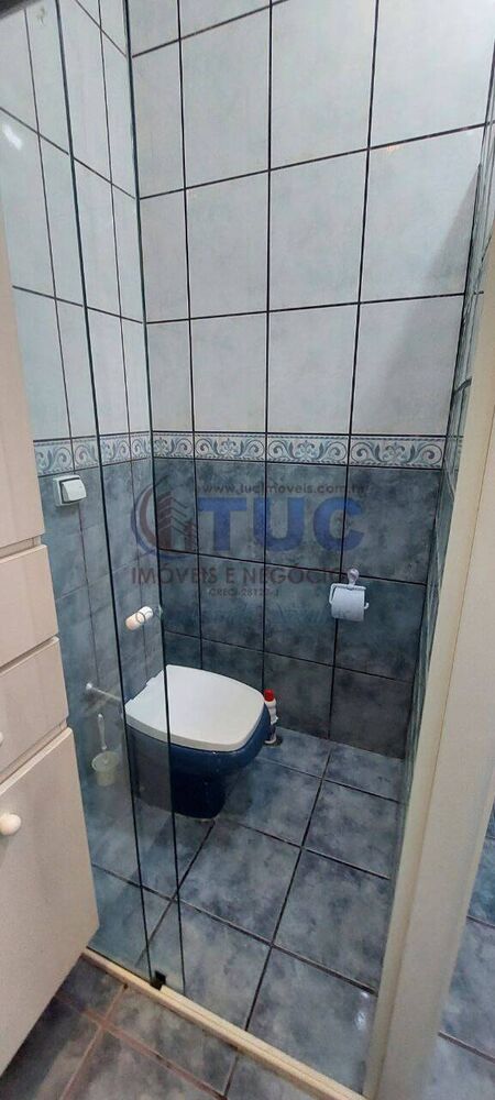 Casa à venda com 3 quartos, 190m² - Foto 2
