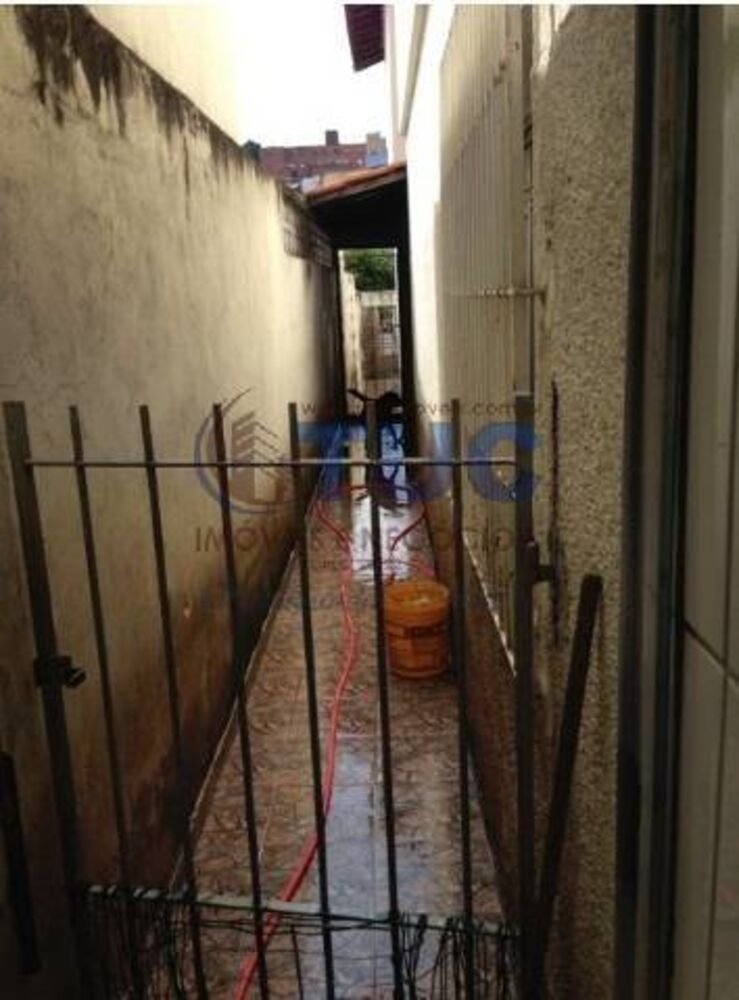 Sobrado à venda com 6 quartos, 450m² - Foto 4