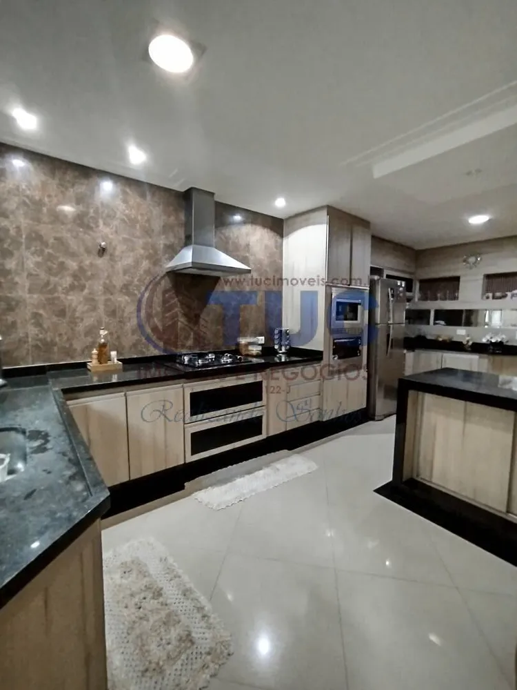 Casa, 3 quartos, 178 m² - Foto 5