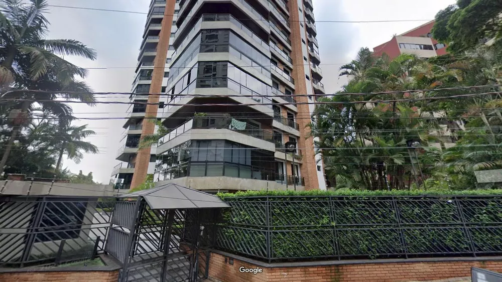 Apartamento à venda com 4 quartos, 195m² - Foto 1